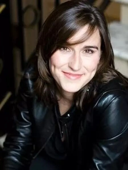 Celine Perdriel (Селин Пердриель)