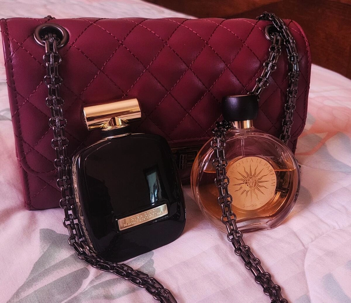 NINA RICCI L'Extase Rose Absolue NINA RICCI L'Extase Rose Absolue