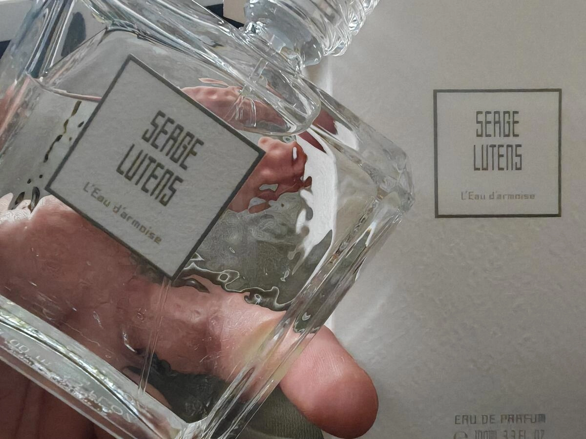 Serge Lutens L'Eau d'Armoise Serge Lutens L'Eau d'Armoise
