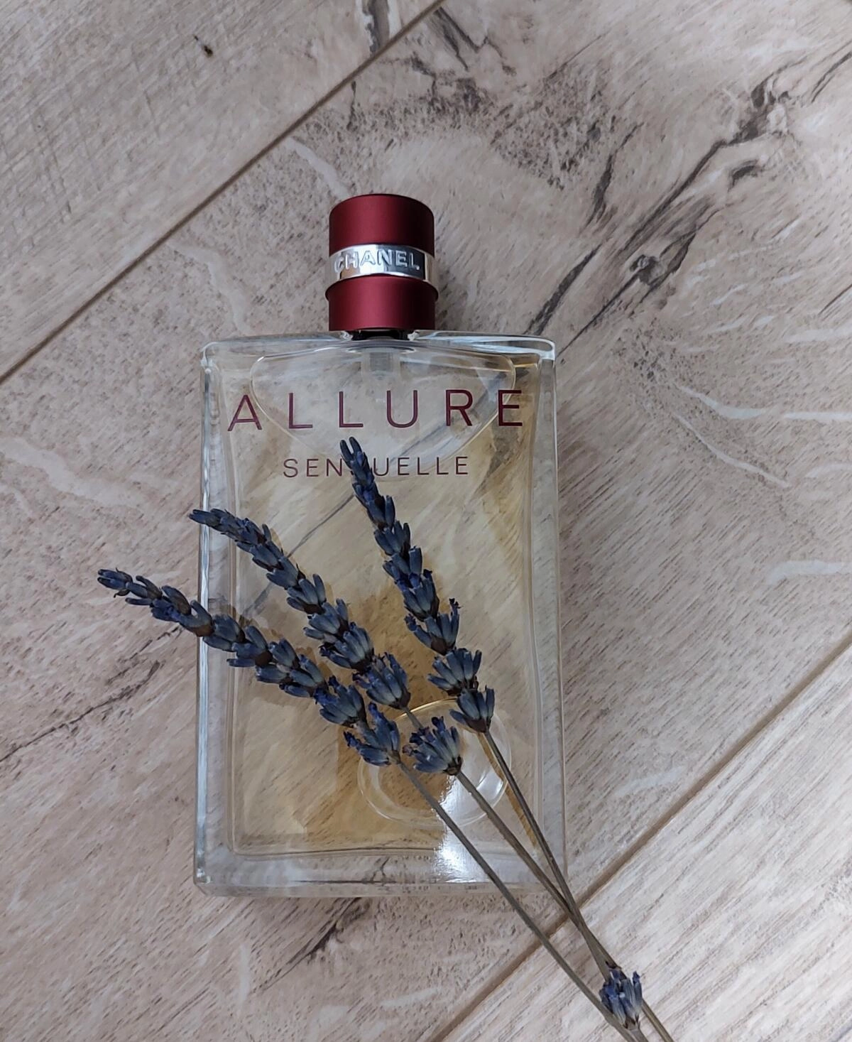 Chanel Allure Sensuelle Eau de Toilette Chanel Allure Sensuelle Eau de Toilette