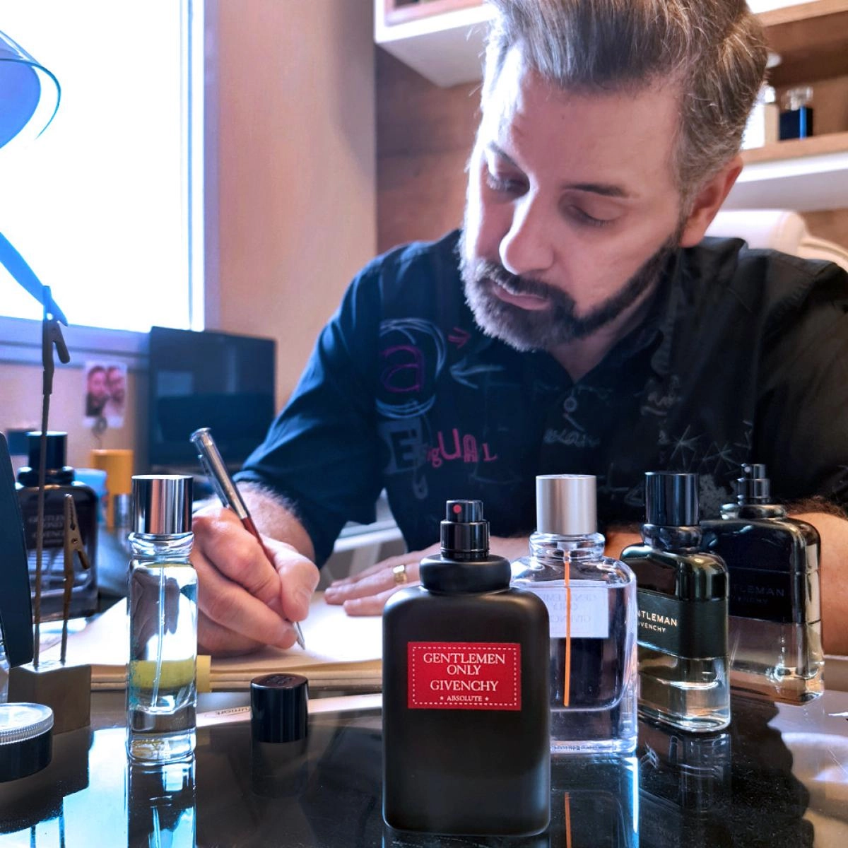 GIVENCHY Gentlemen Only Absolute GIVENCHY Gentlemen Only Absolute