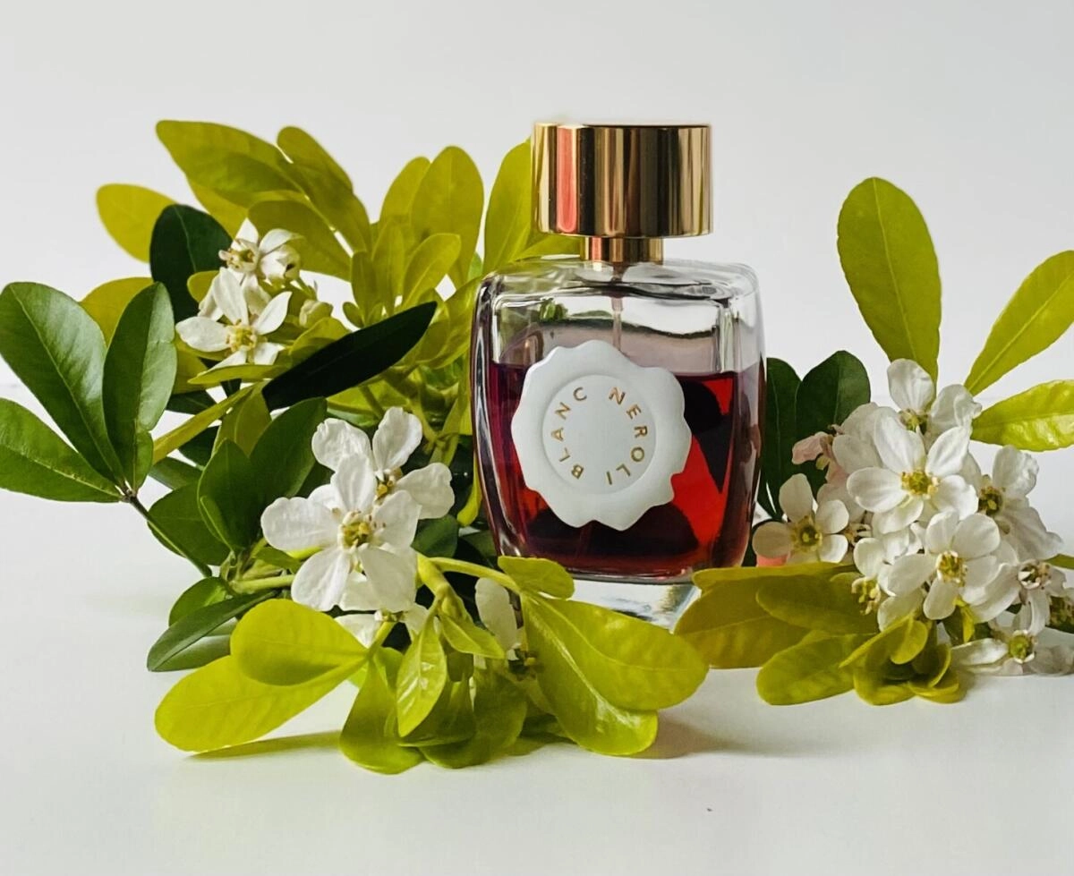 Au Pays de la Fleur d'Oranger Neroli Blanc Intense Eau de Parfum Au Pays de la Fleur d'Oranger Neroli Blanc Intense Eau de Parfum