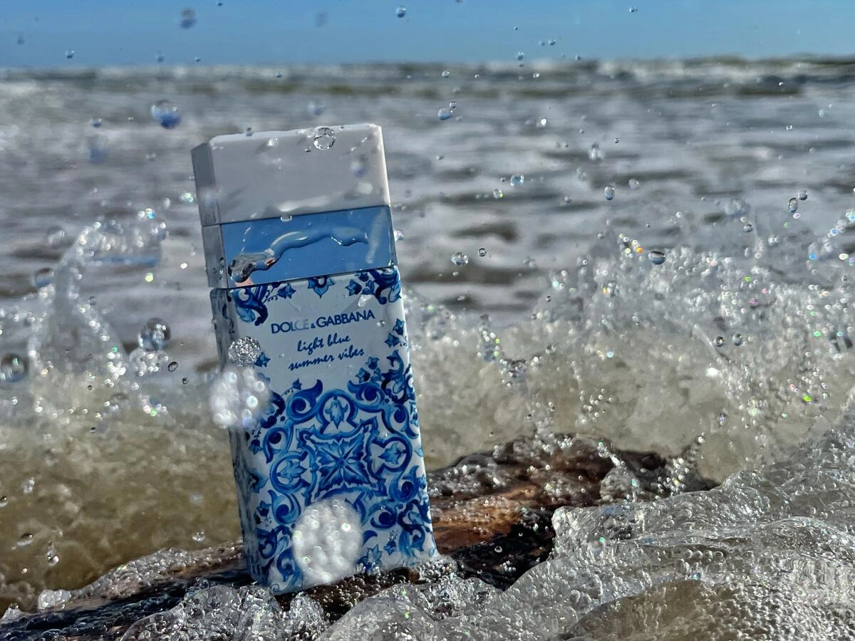 DOLCE & GABBANA Light Blue Summer Vibes DOLCE & GABBANA Light Blue Summer Vibes