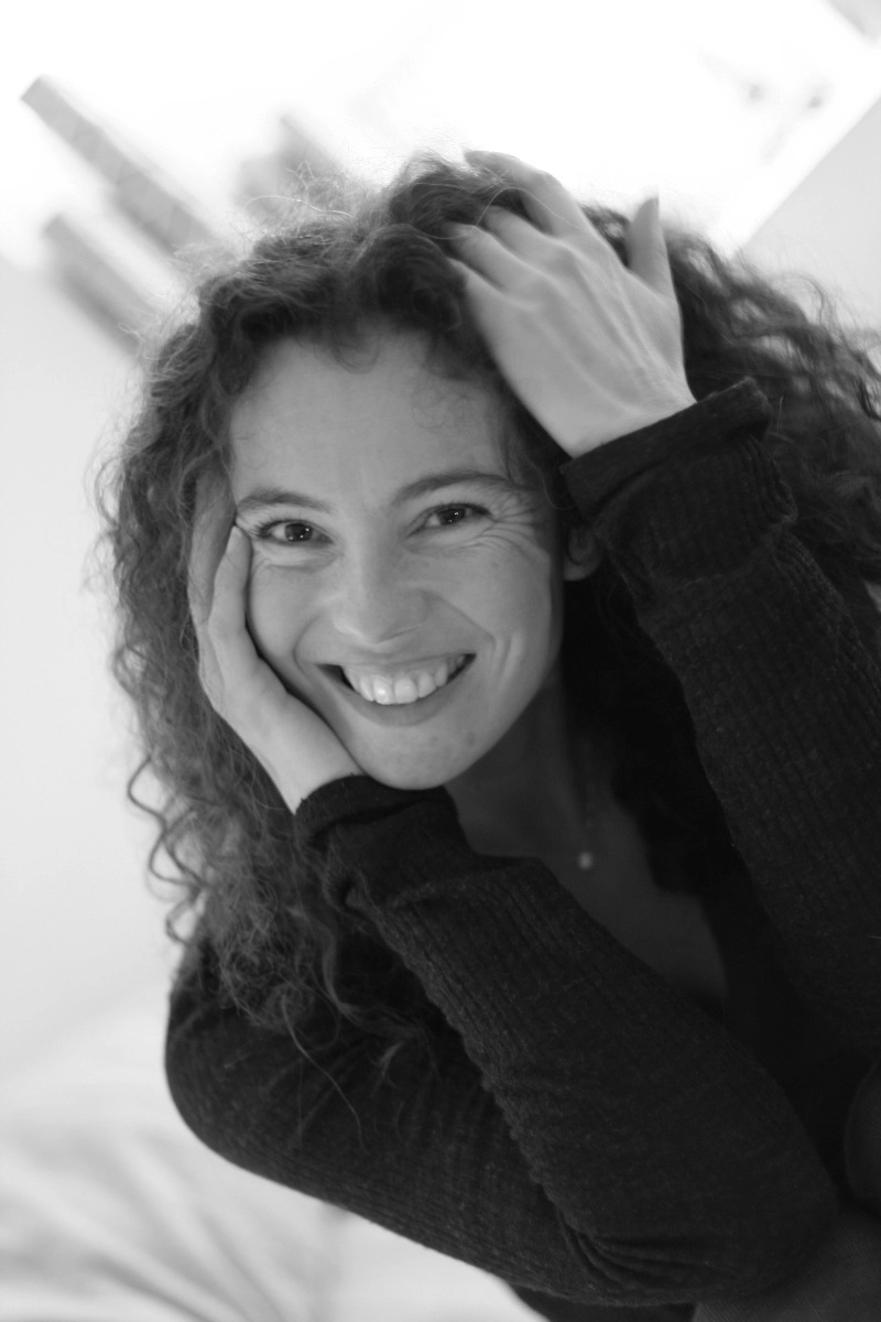 Delphine Thierry (Дельфин Тьерри)