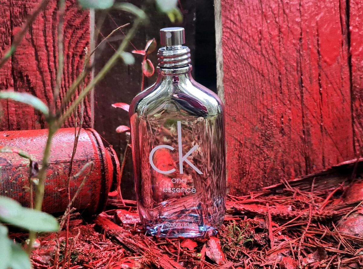 CALVIN KLEIN CK One Essence CALVIN KLEIN CK One Essence