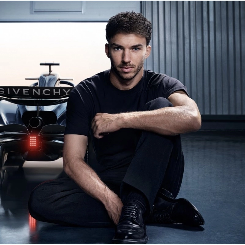 Фото Givenchy Gentleman Society Sport