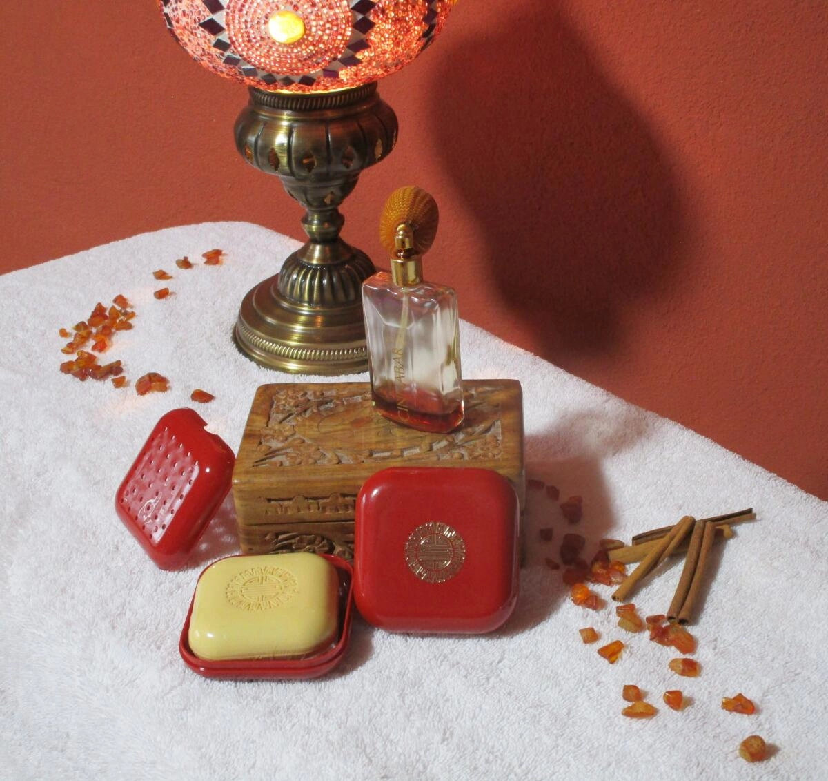 Estee Lauder Cinnabar Estee Lauder Cinnabar