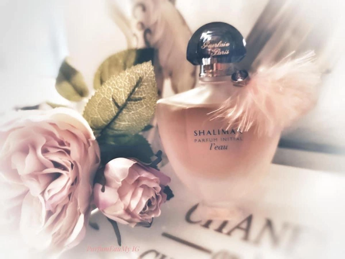 Guerlain Shalimar Parfum Initial L’Eau Si Sensuelle Guerlain Shalimar Parfum Initial L’Eau Si Sensuelle