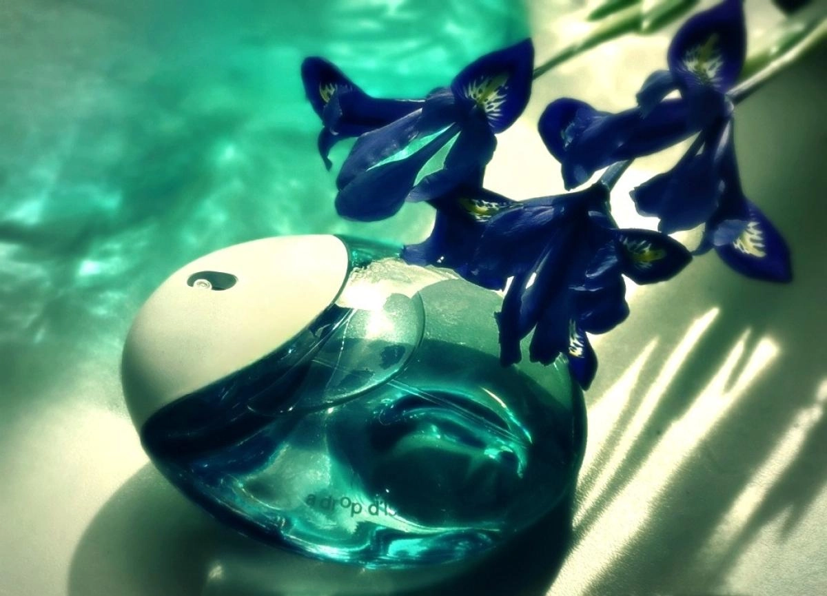 Issey Miyake A Drop d'Issey Eau de Parfum Fraiche Issey Miyake A Drop d'Issey Eau de Parfum Fraiche