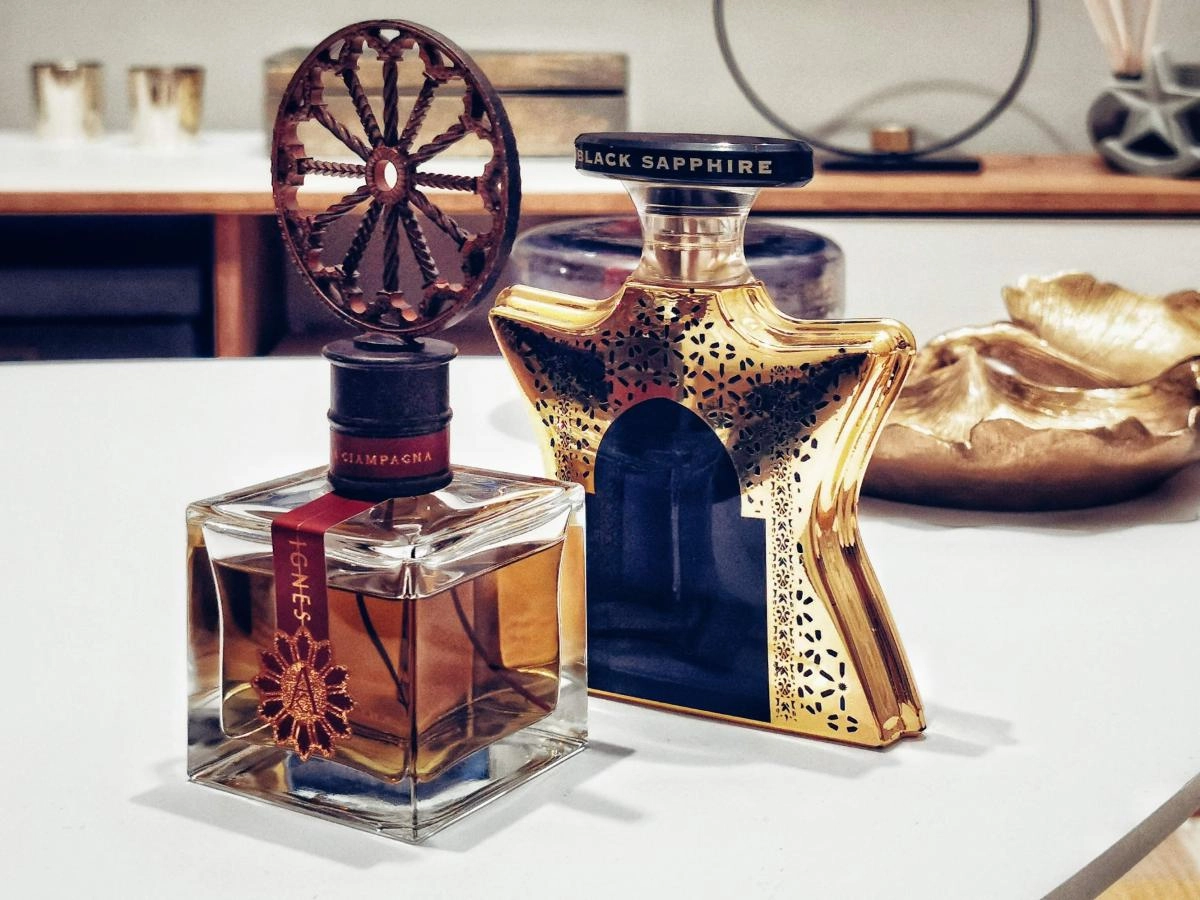 Bond No. 9 Dubai Black Sapphire Bond No. 9 Dubai Black Sapphire