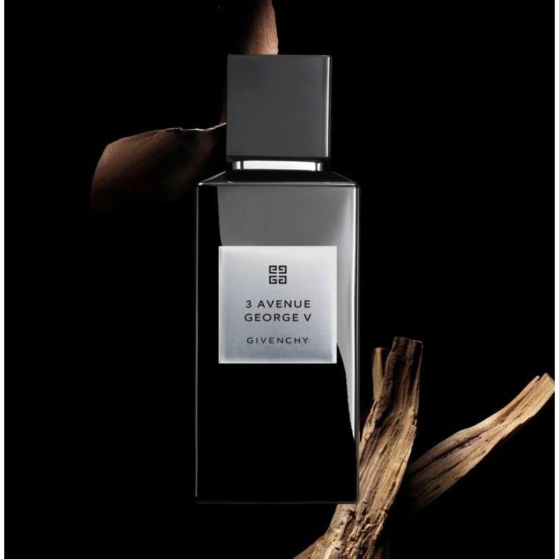 Фото GIVENCHY 3 Avenue George V
