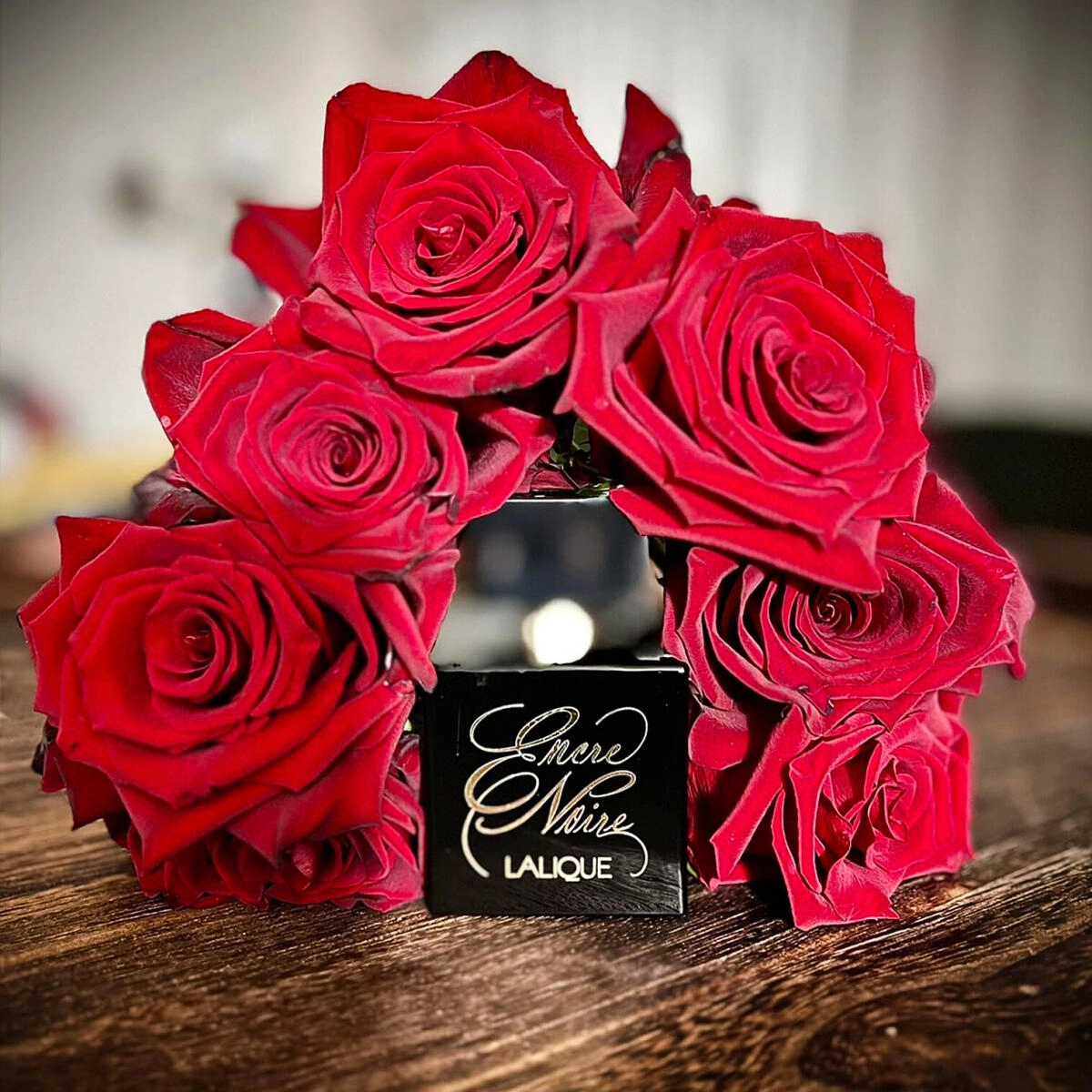 Lalique Encre Noire pour Elle Lalique Encre Noire pour Elle
