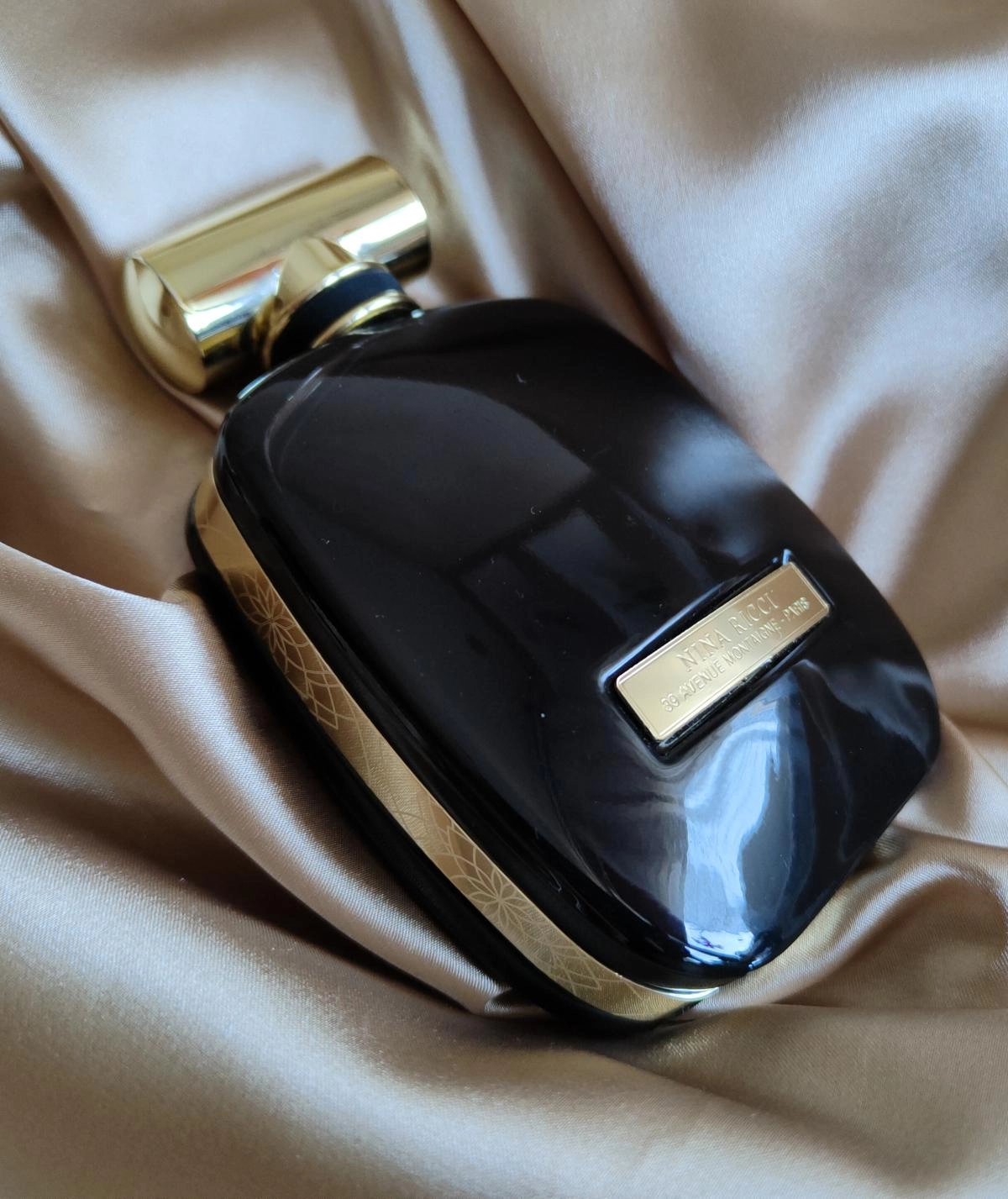 NINA RICCI L'Extase Rose Absolue NINA RICCI L'Extase Rose Absolue