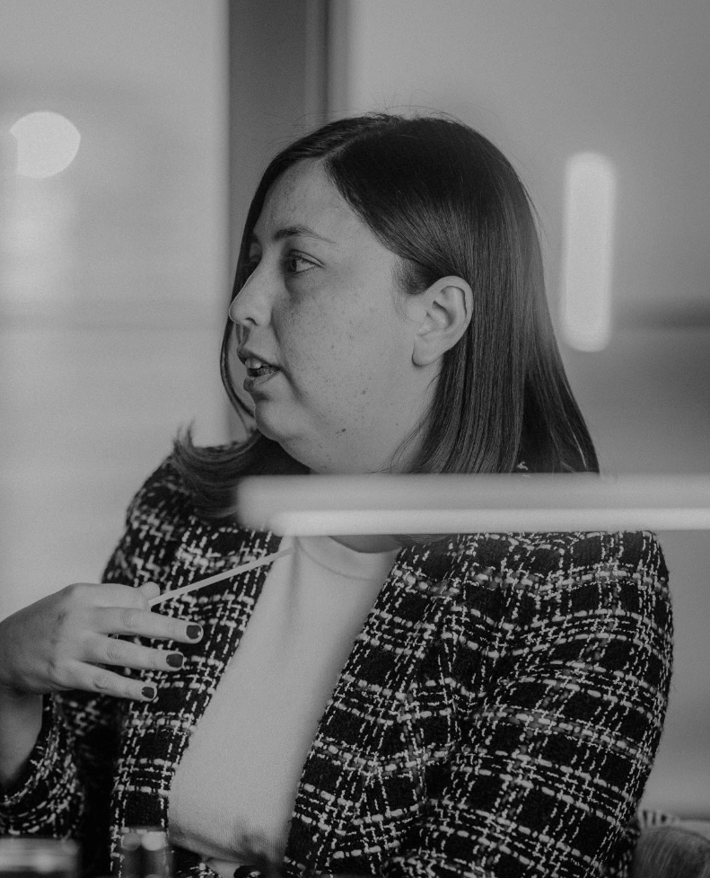 Özge Erdoğmuş Altınel (Ёзге Эрдоğмуш Алтынель)