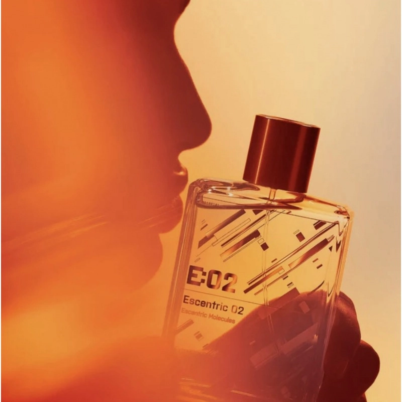 Фото Escentric Molecules Escentric 02 Extrait