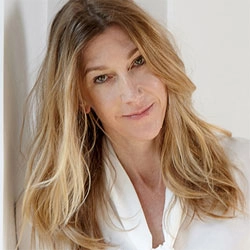 Открыть Louise Turner (Луиза Тернер) Открыть Louise Turner (Луиза Тернер)