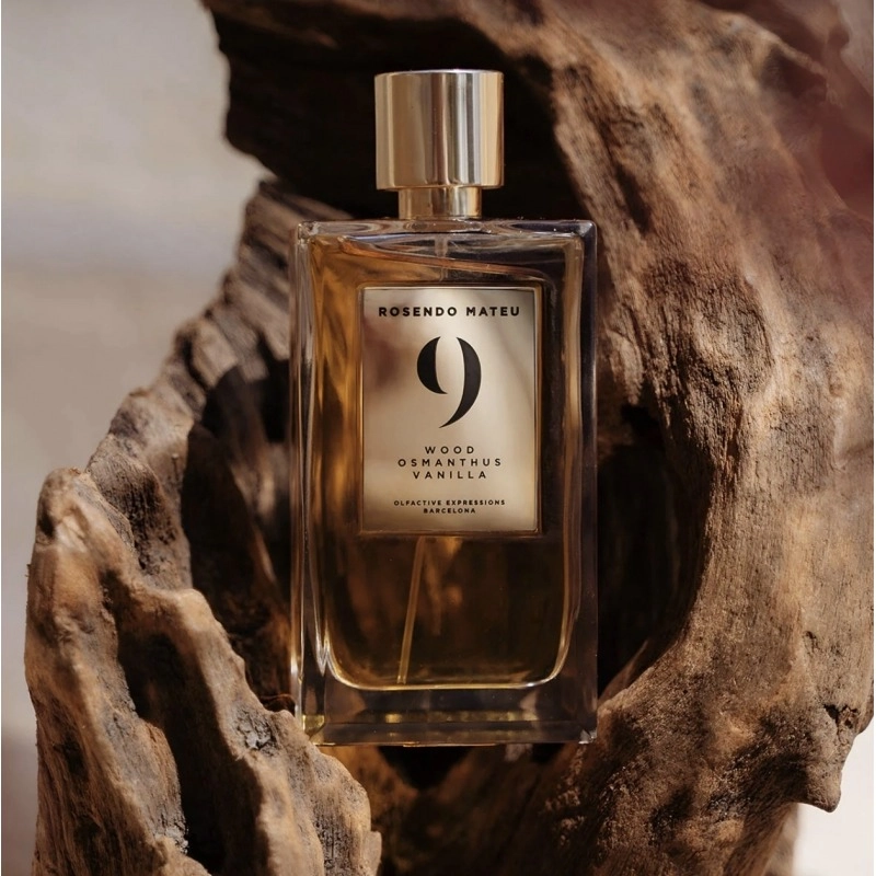 Открыть Rosendo Mateu Olfactive Expressions Rosendo Mateu Nº 9 Wood, Osmanthus, Vanilla Фото Rosendo Mateu Olfactive Expressions Rosendo Mateu Nº 9 Wood, Osmanthus, Vanilla