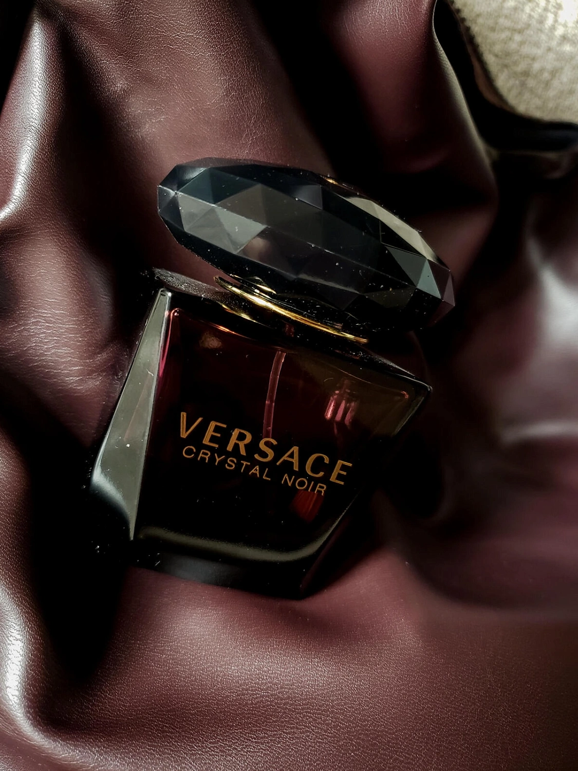 Versace Crystal Noir Parfum