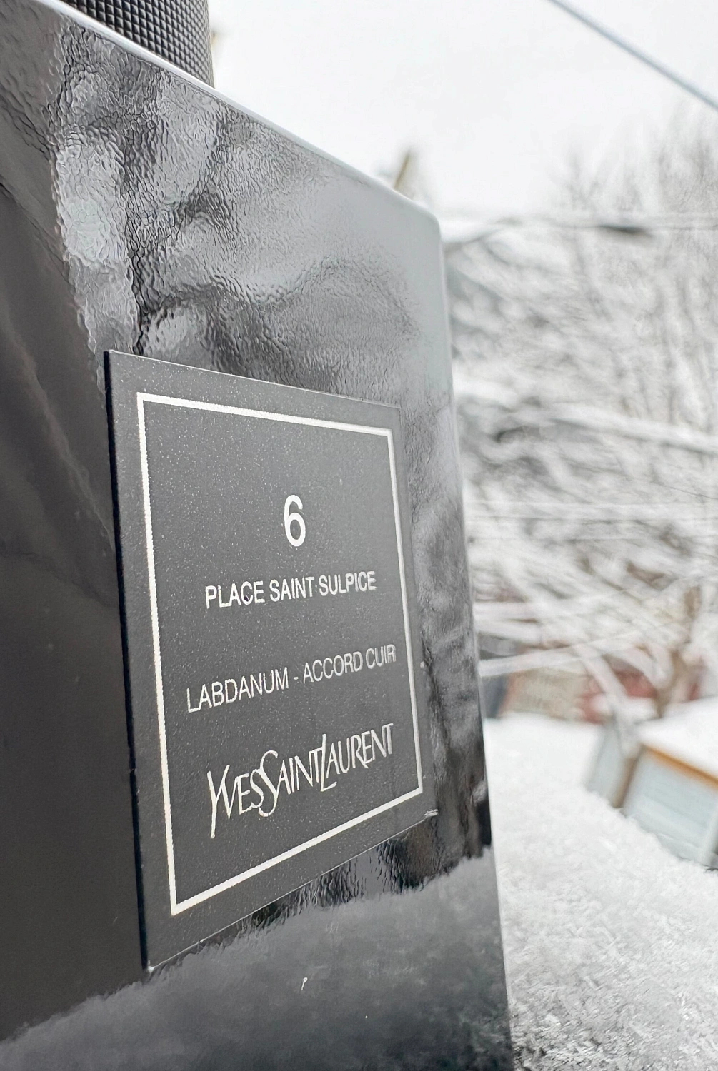 Yves Saint Laurent 6 place Saint Sulpice