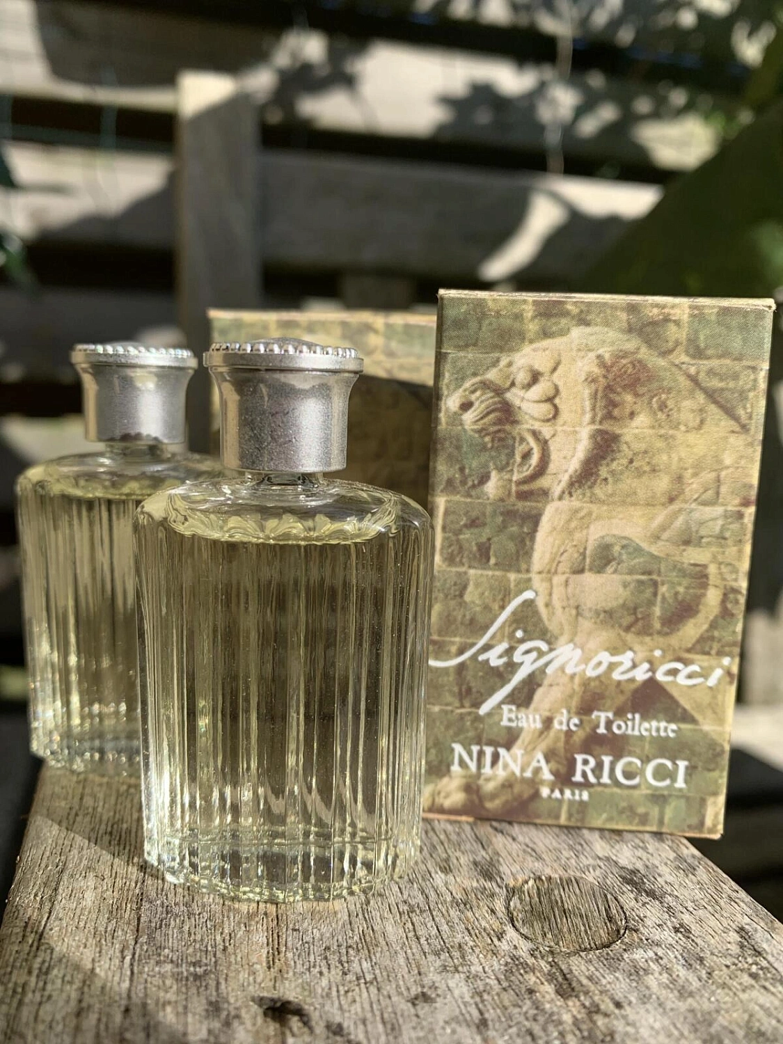 NINA RICCI Signoricci