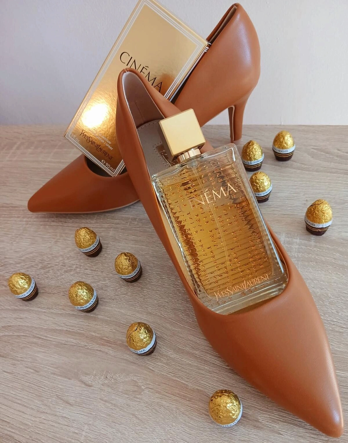 Yves Saint Laurent Cinema Love Yves Saint Laurent Cinema Love