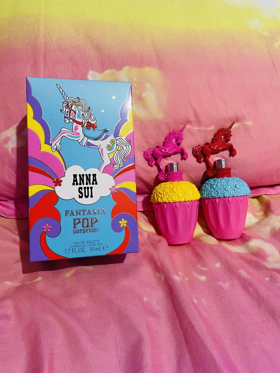 Anna Sui Fantasia Pop Surprise! Blue Red