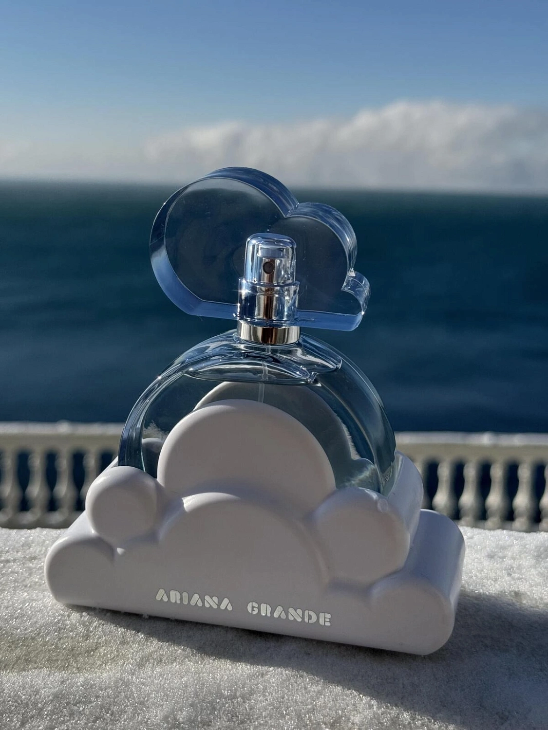 Ariana Grande Cloud