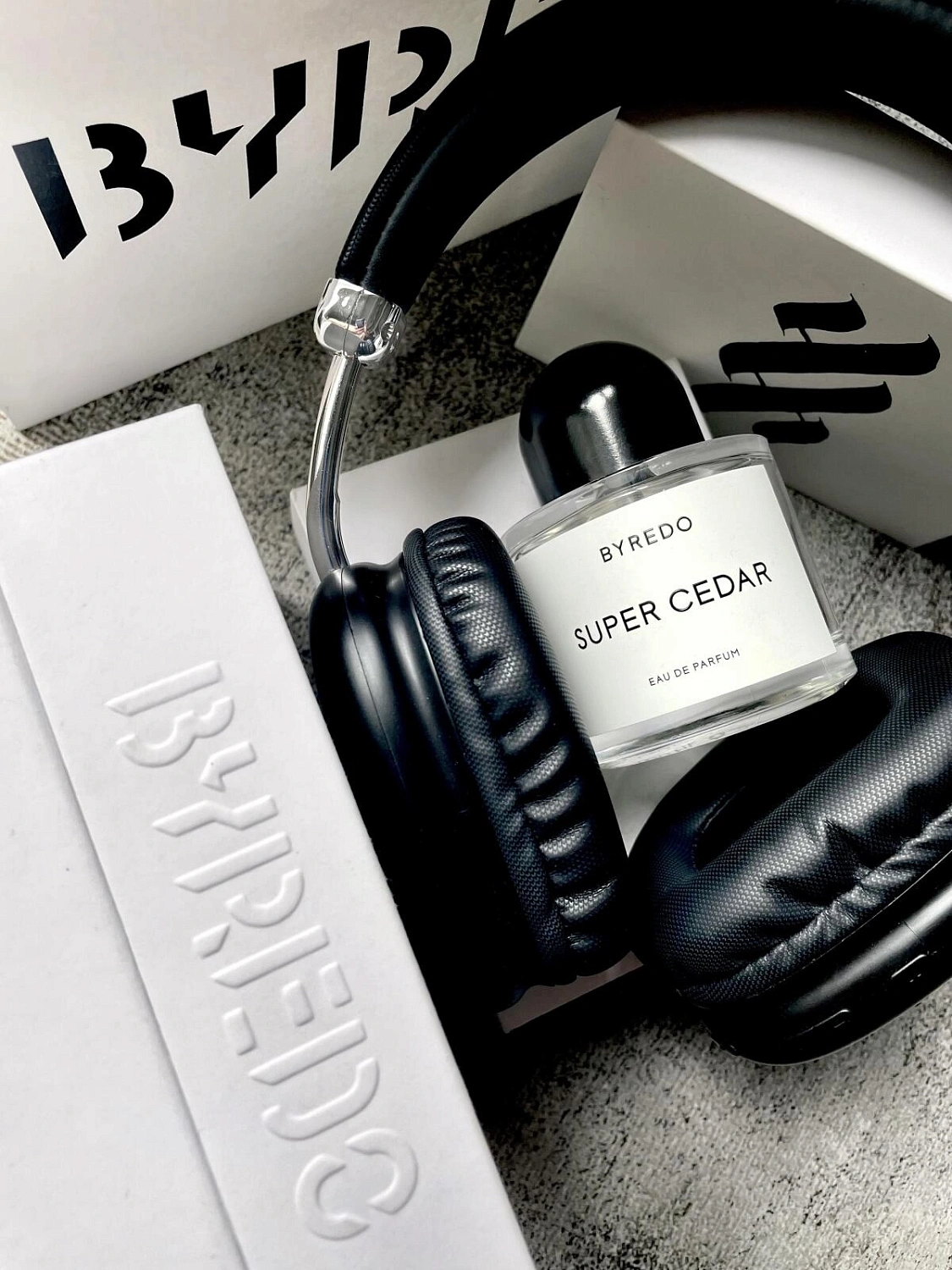 BYREDO Super Cedar
