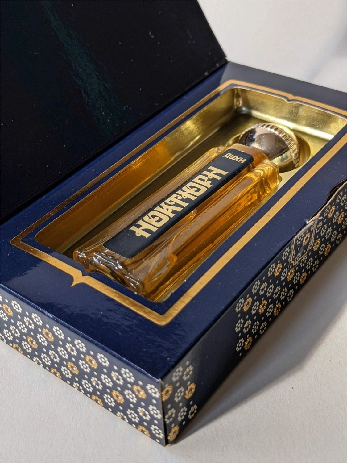 Novaya Zarya (Новая Заря) Ноктюрн красный (Nocturne rouge)