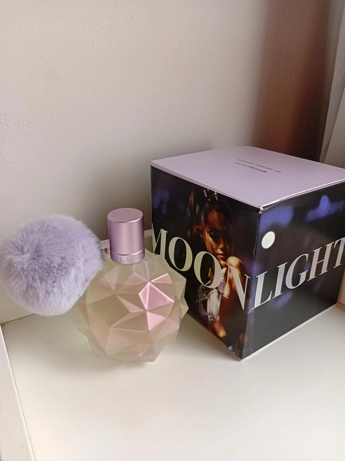 Ariana Grande Moonlight