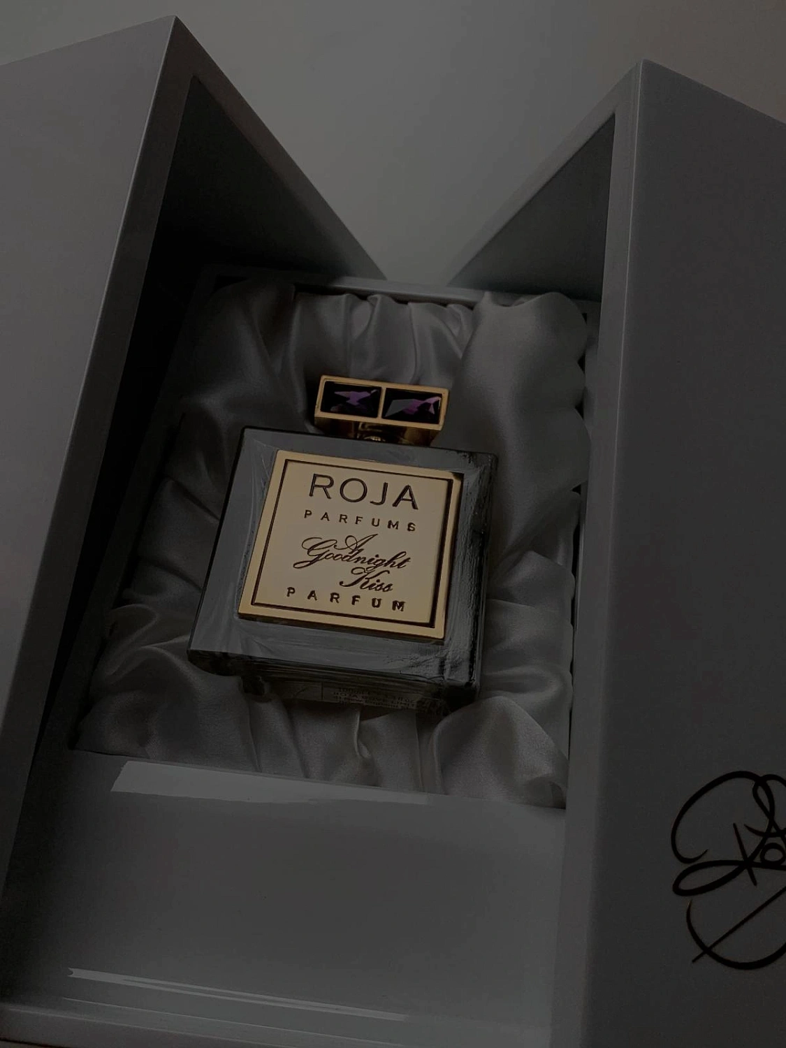 Roja Parfums A Goodnight Kiss Roja Parfums A Goodnight Kiss