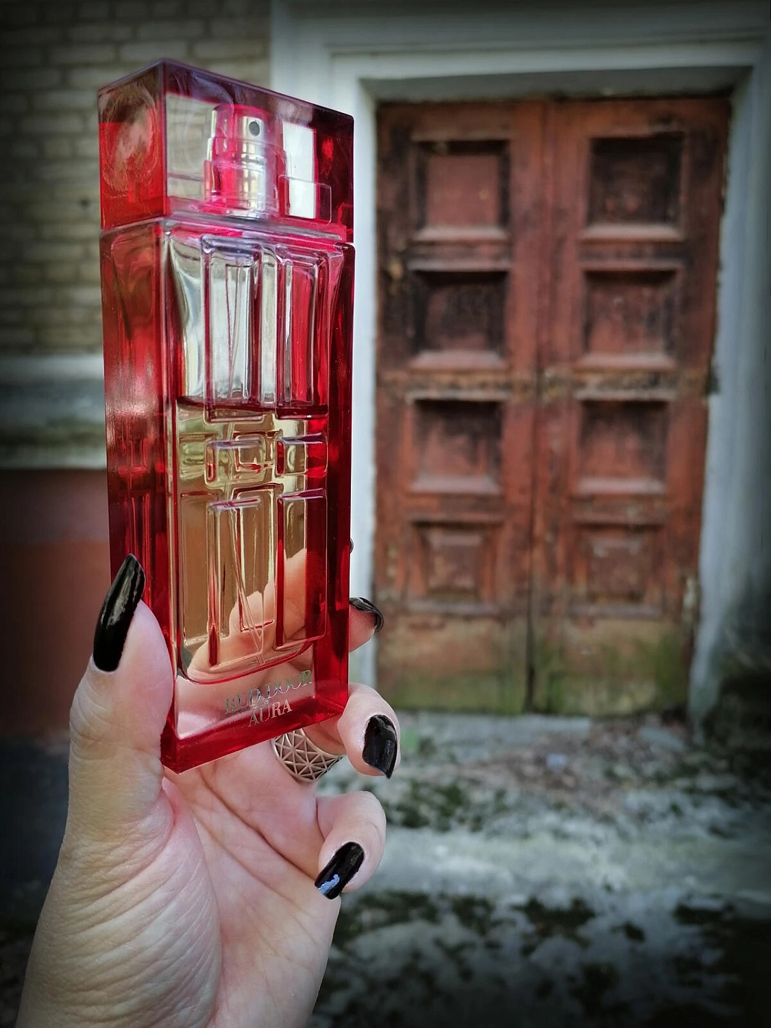 Elizabeth Arden Red Door Aura Elizabeth Arden Red Door Aura
