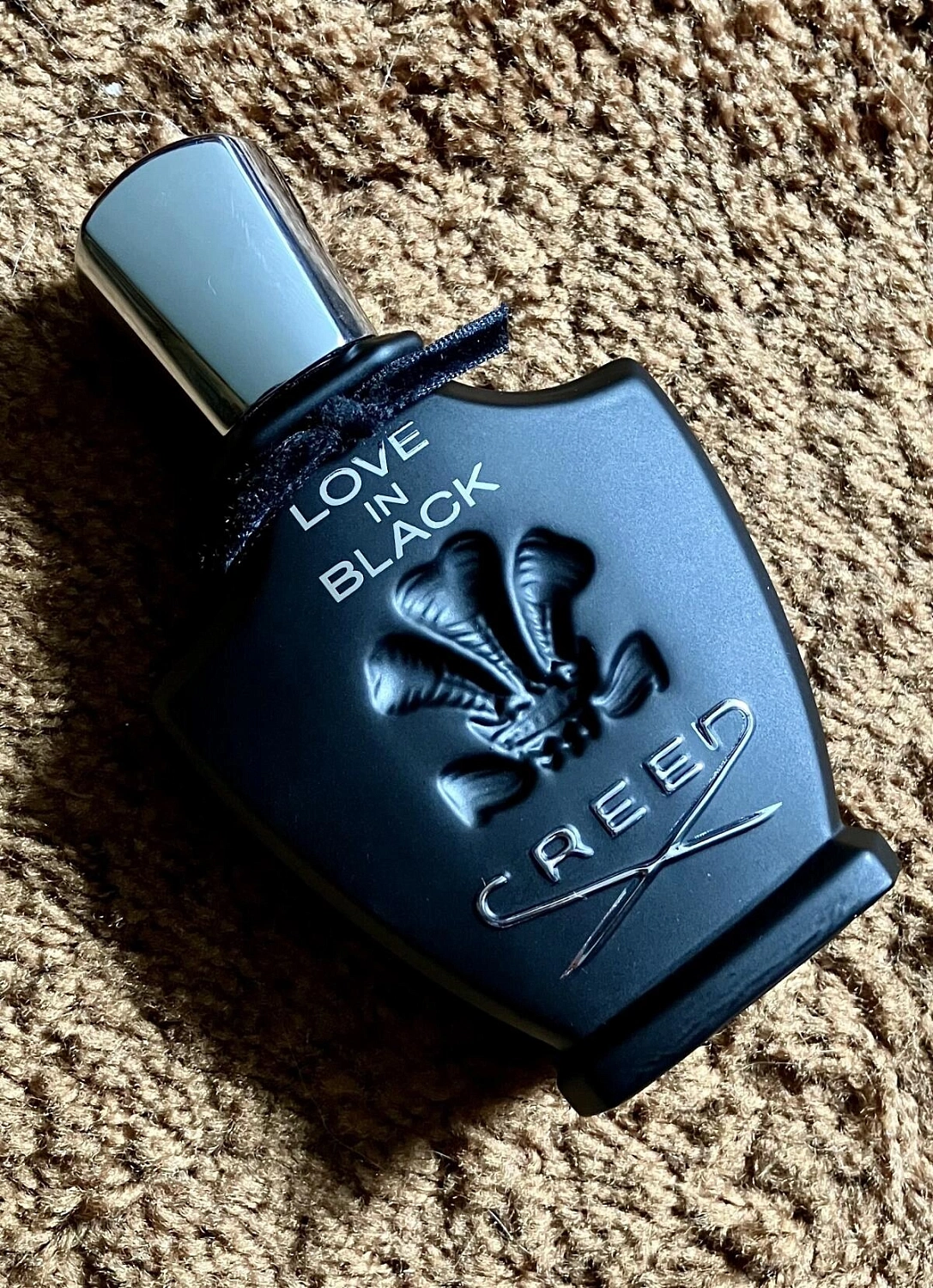 Creed Love in Black