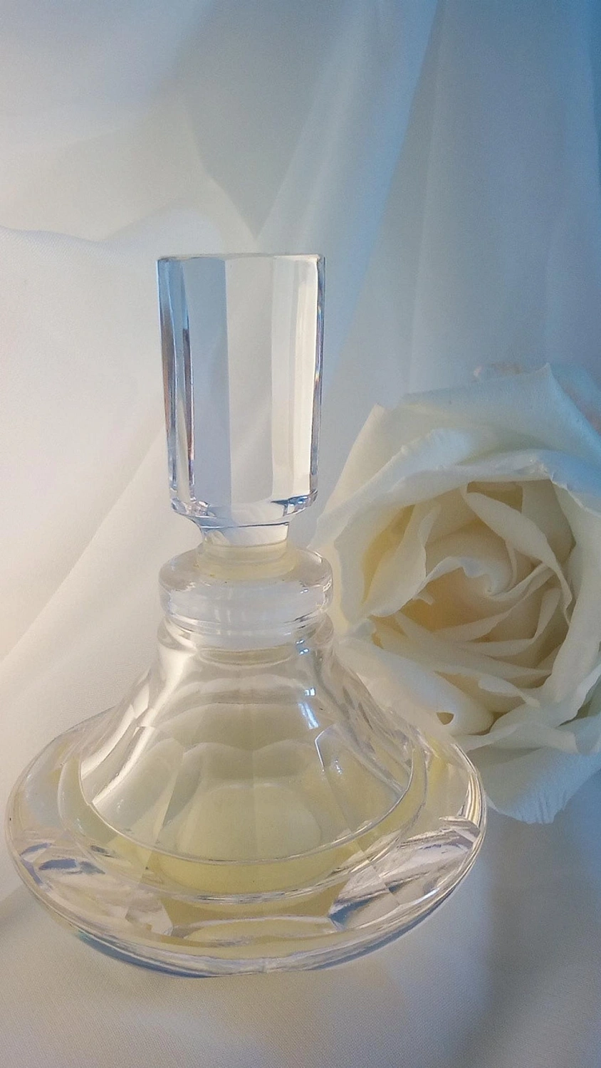 Shiseido White Rose