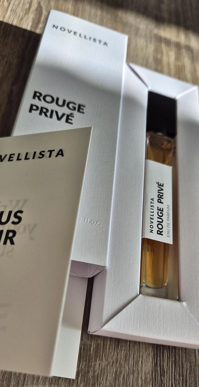 Novellista Rouge Prive