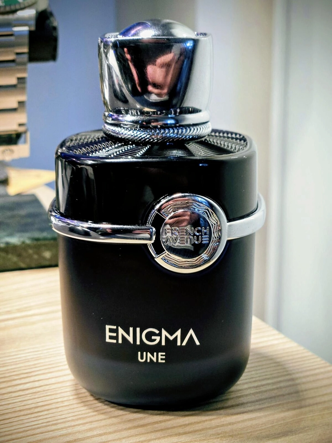 Fragrance World Enigma Une