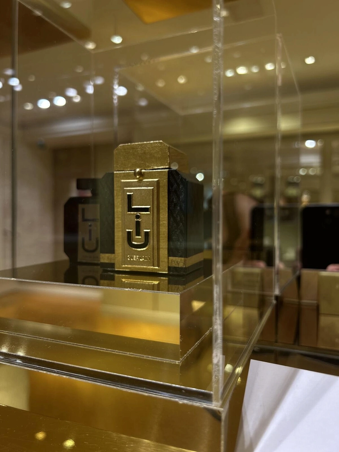 Guerlain Liu Guerlain Liu