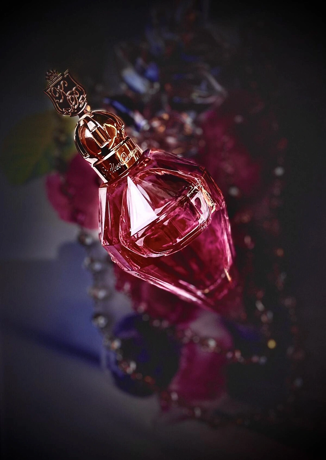 Katy Perry Killer Queen Oh So Sheer Katy Perry Killer Queen Oh So Sheer