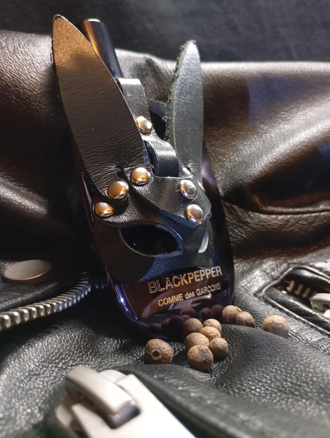 Comme des Garçons Blackpepper