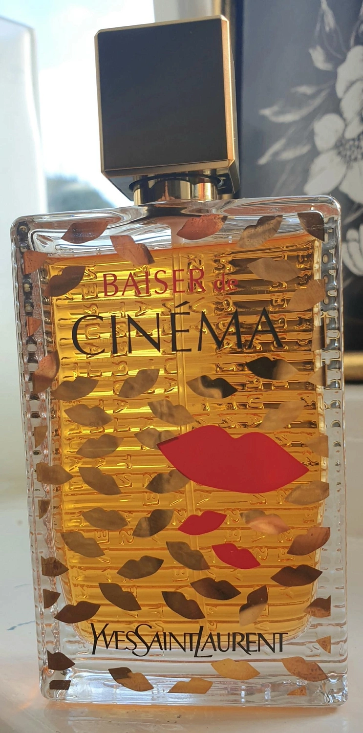 Yves Saint Laurent Baiser de Cinema