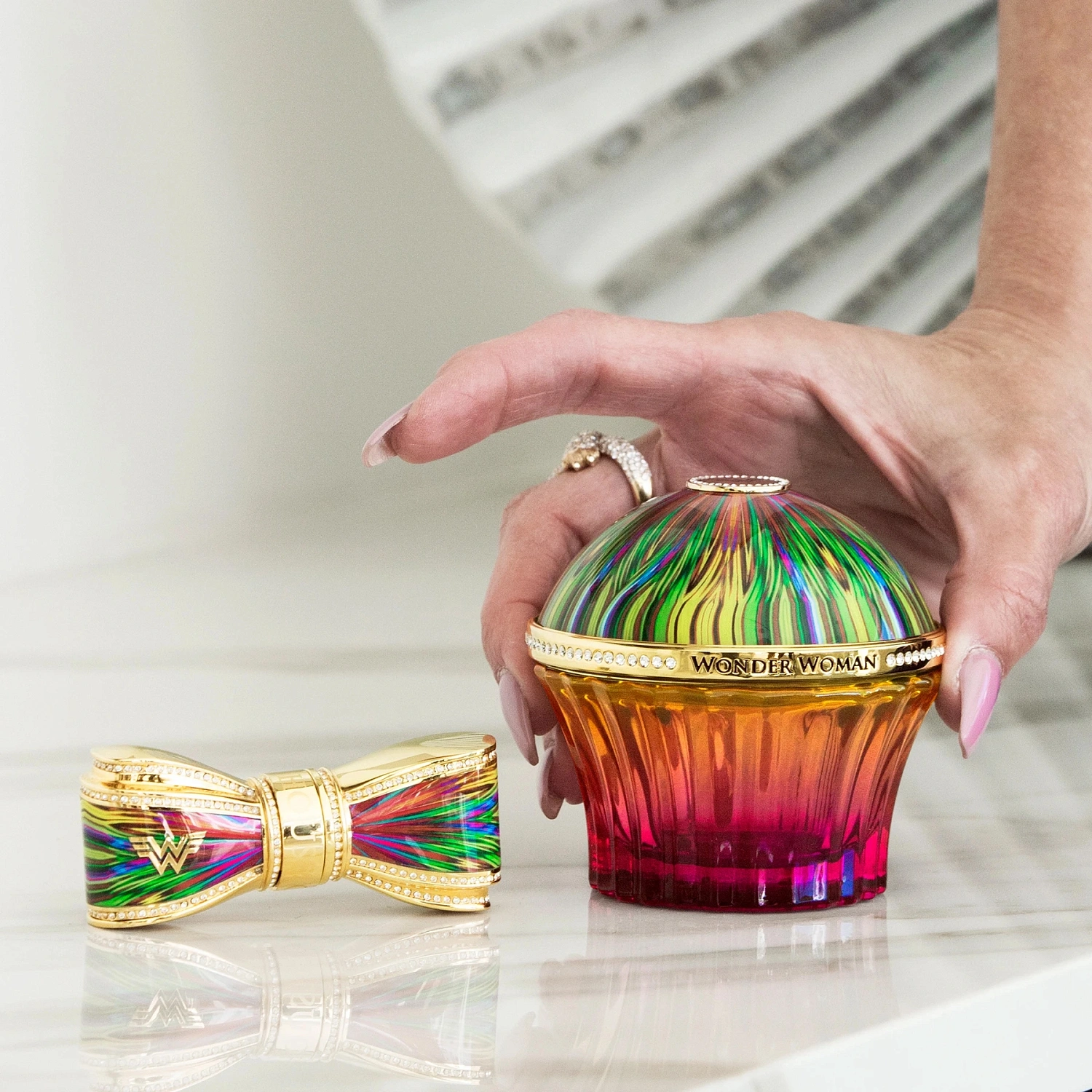 House Of Sillage Wonder Woman 1984 Collection Limited Edition Parfum House Of Sillage Wonder Woman 1984 Collection Limited Edition Parfum
