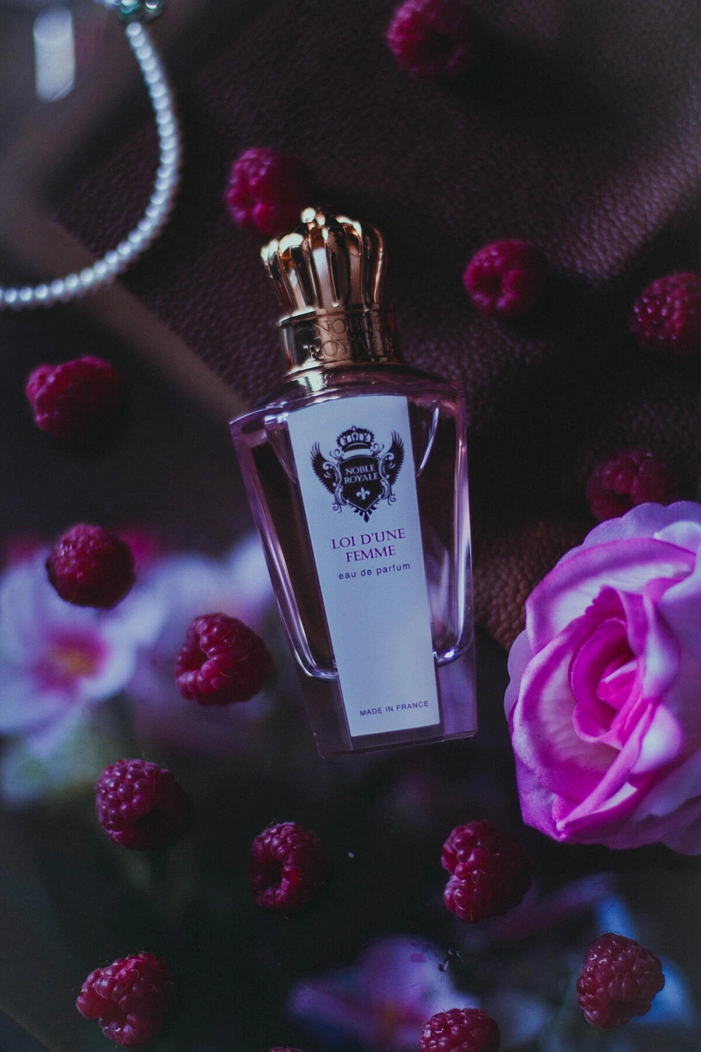 Noble Royale Loi D'Une Femme Noble Royale Loi D'Une Femme