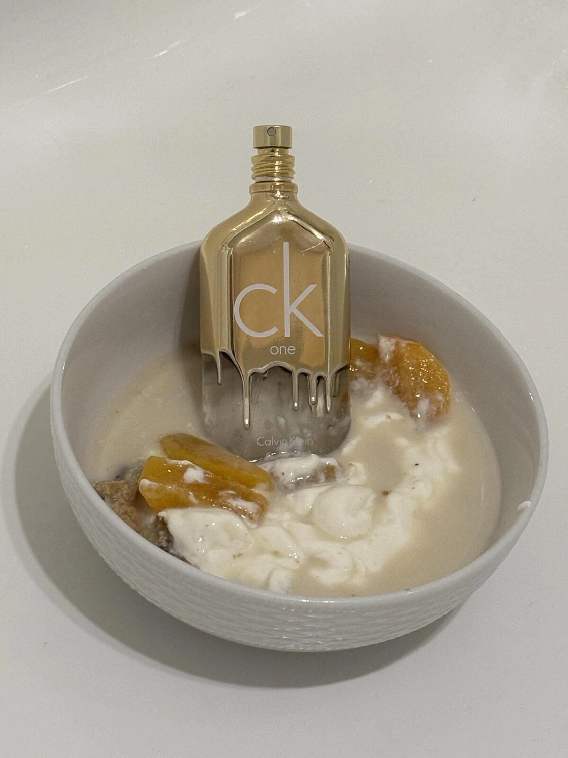 CALVIN KLEIN CK One Gold