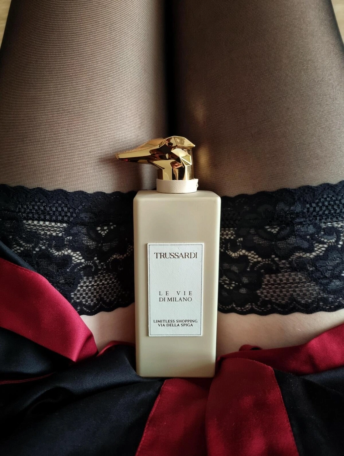 TRUSSARDI Limitless Shopping Via Della Spiga