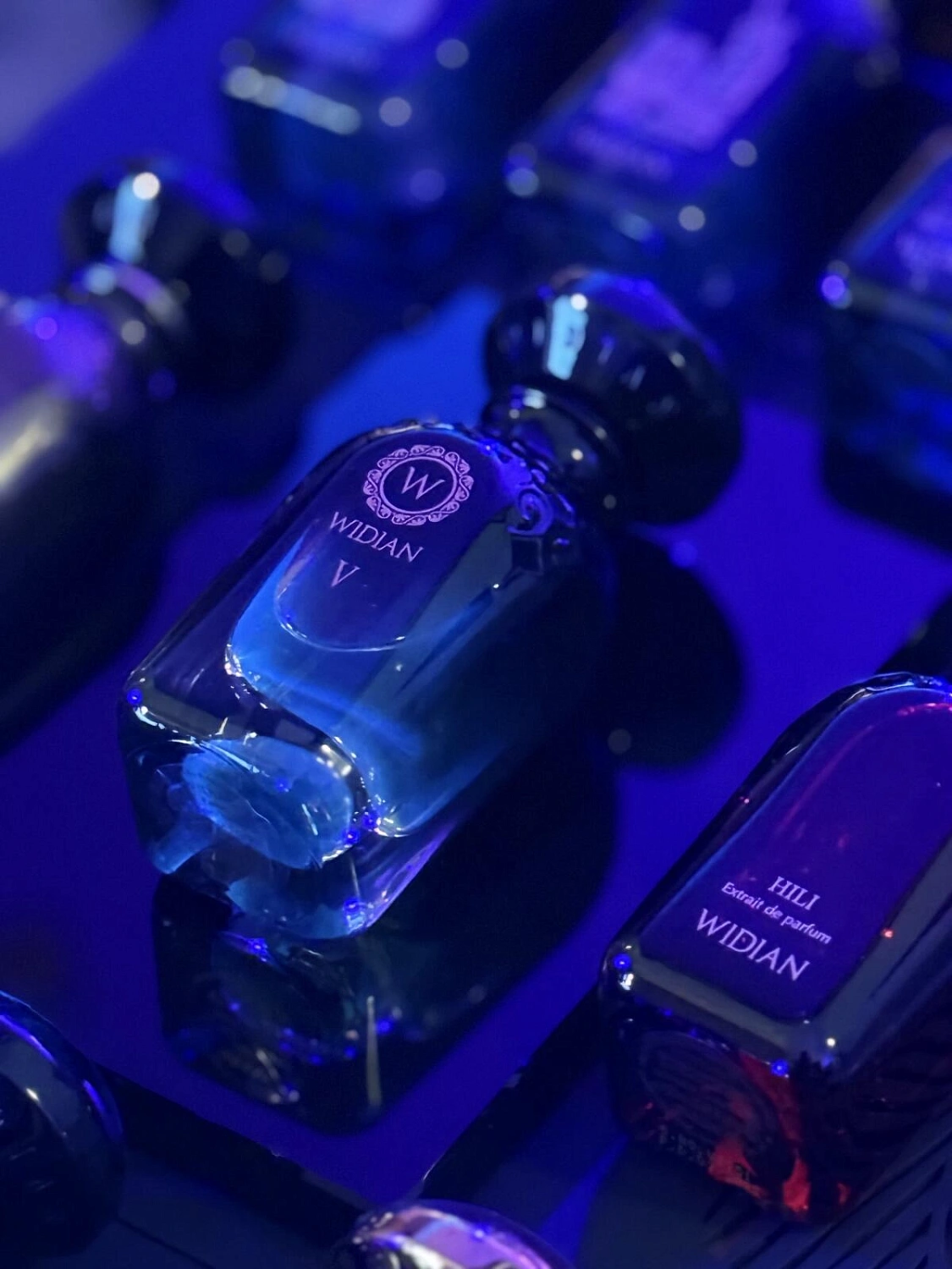 Aj Arabia Widian Black V