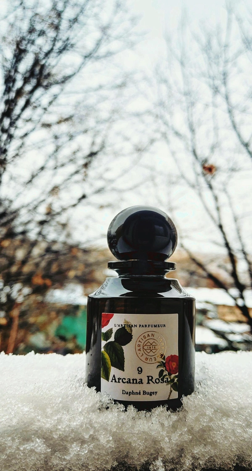 L`Artisan Parfumeur Natura Fabularis 9 Arcana Rosa L`Artisan Parfumeur Natura Fabularis 9 Arcana Rosa