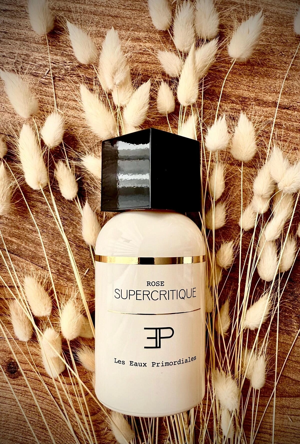 Les Eaux Primordiales Rose Supercritique