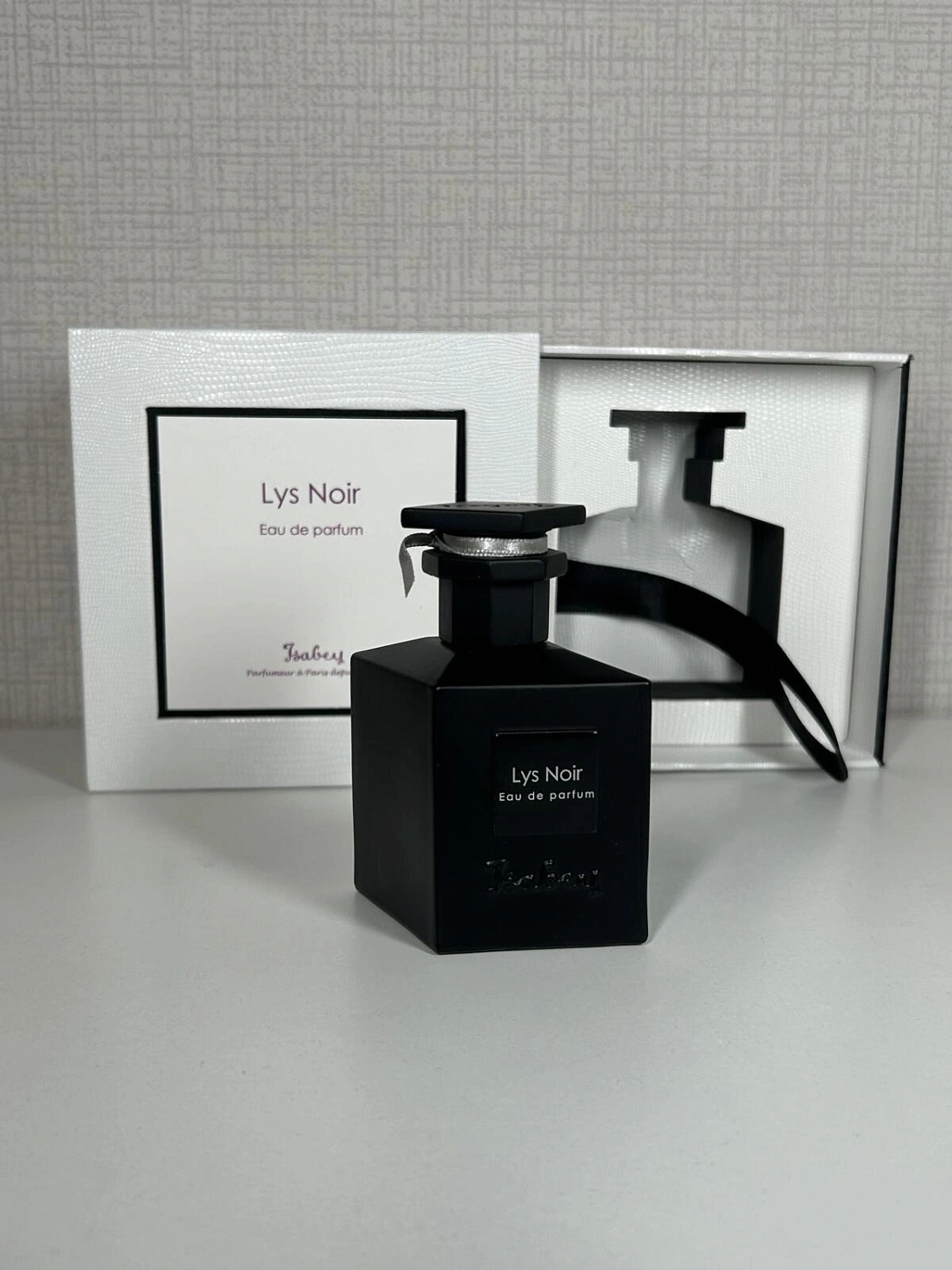 Panouge Isabey Lys Noir