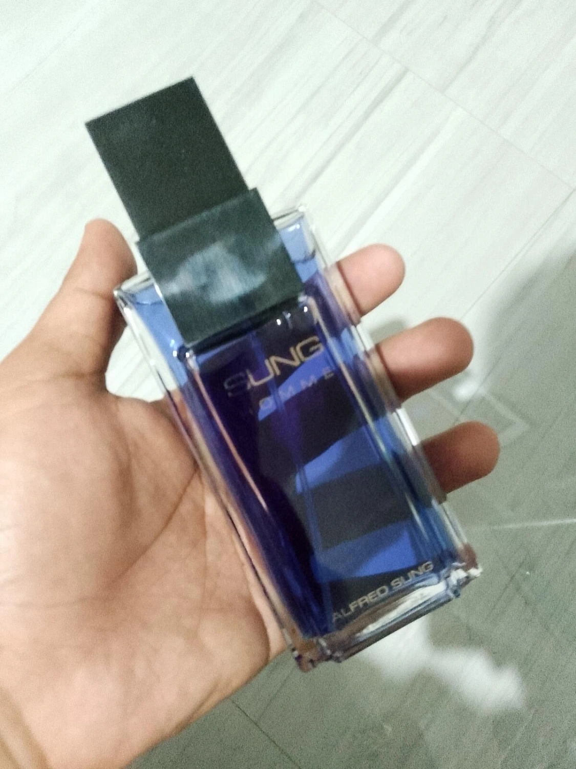 Alfred Sung Sung Homme