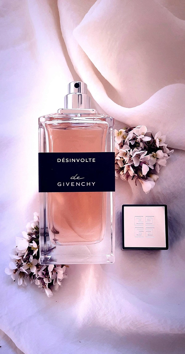 GIVENCHY Desinvolte GIVENCHY Desinvolte